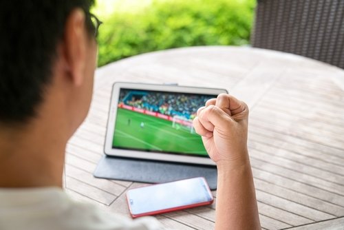 FastestVPN Review: Une Bonne Option pour le Streaming UEFA?